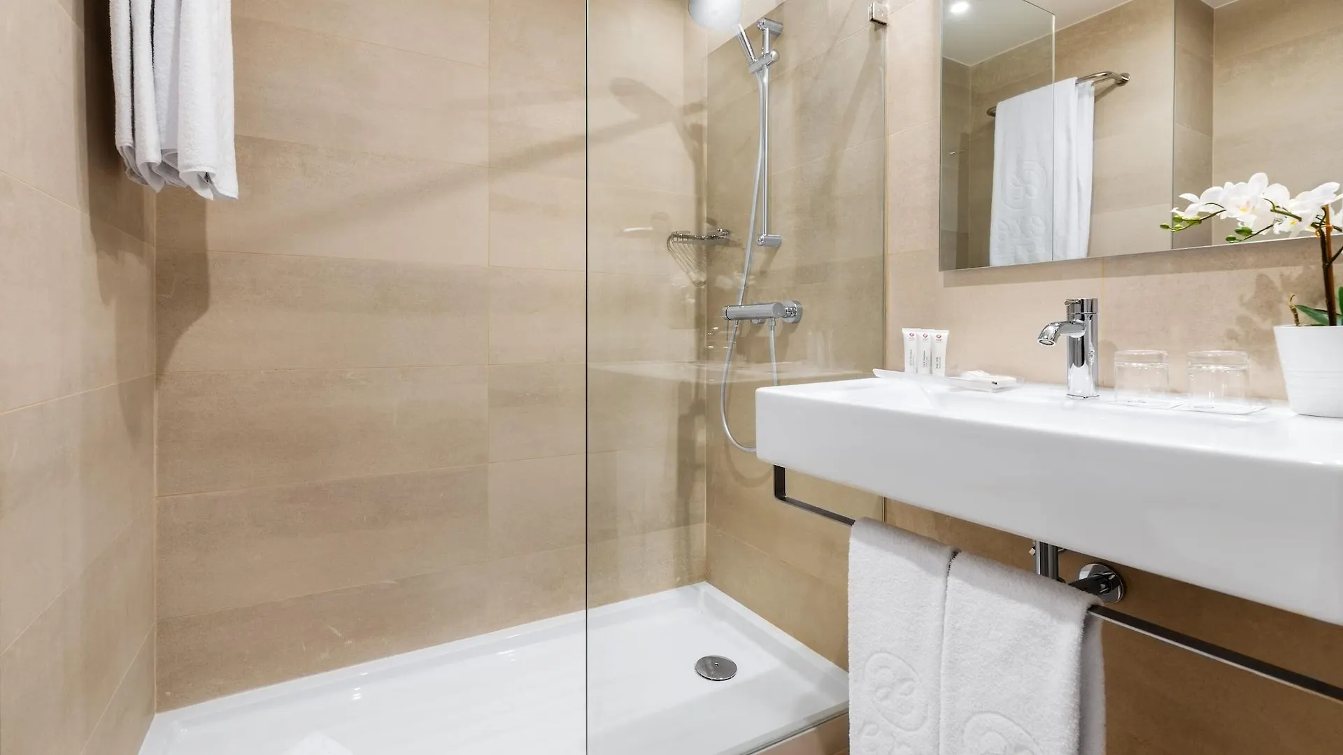 Exe Saldanha Otel Lisboa 3*,