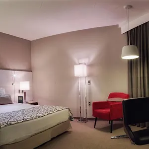 Otel Bourbon Business ***
